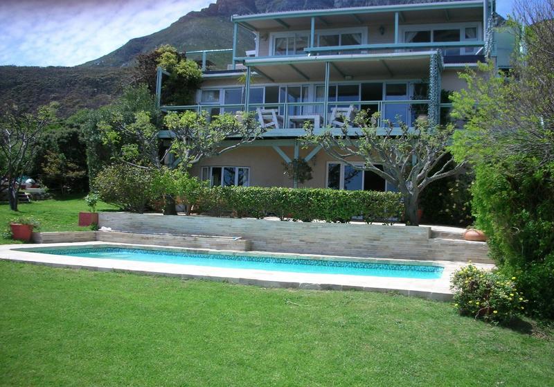 To Let 2 Bedroom Property for Rent in Llandudno Western Cape